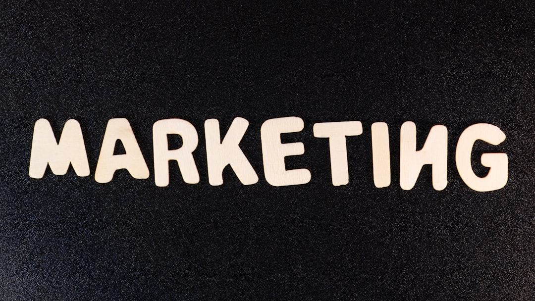 How to Write a Persuasive & Effective Marketing Assignment?