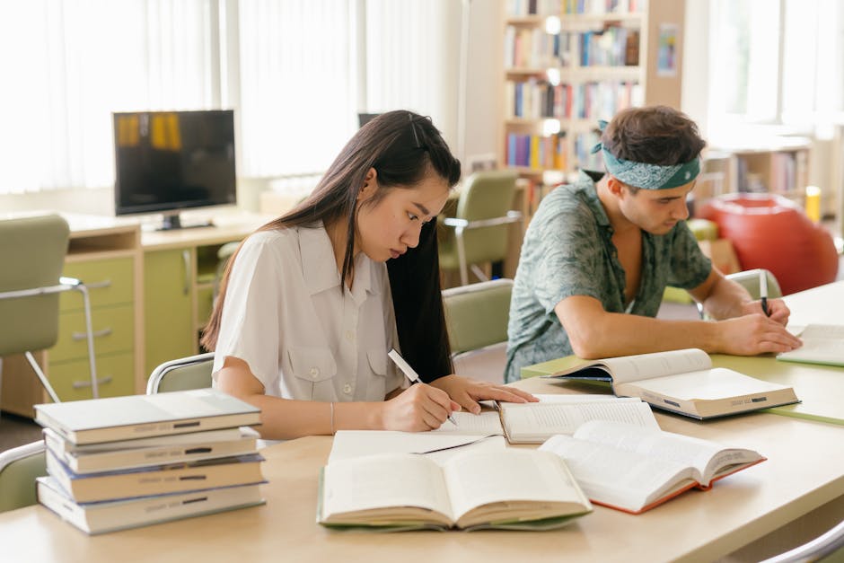 A Complete Guide to Saunders’ Research Onion for Students