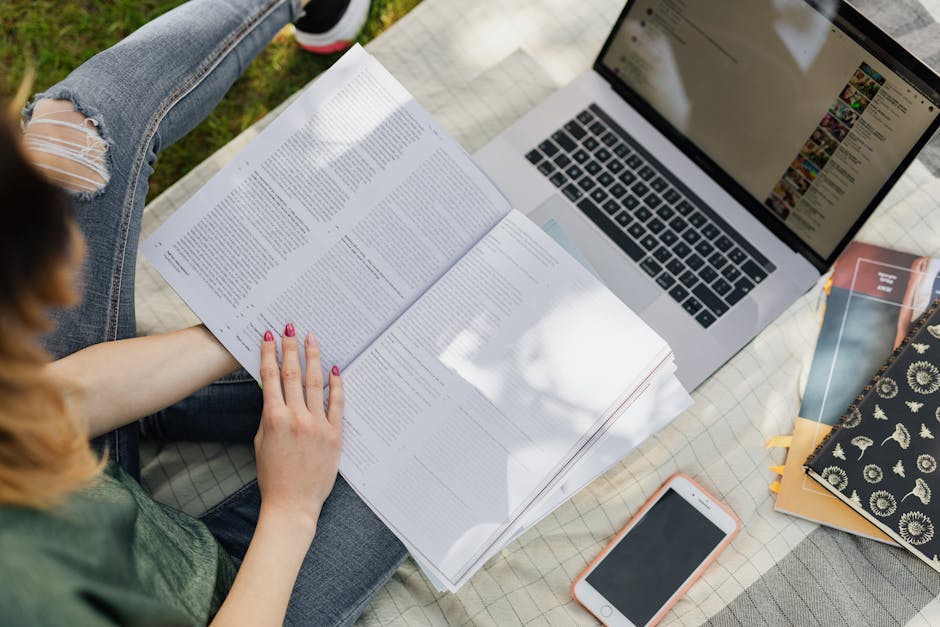 What Are the Differences Between APA, MLA & Harvard Styles?